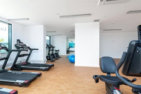 1 bedroom flat to rent - Photo 3