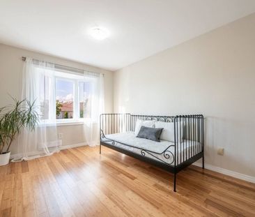 For Lease - 39 Ross Linton Drive, Aurora, Ontario - Photo 5