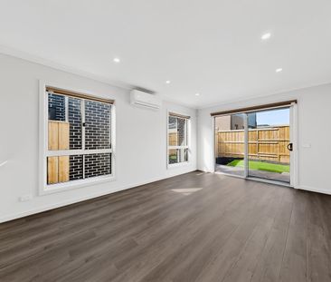 Freshly Built Home with Comfort in Every Room - Photo 2