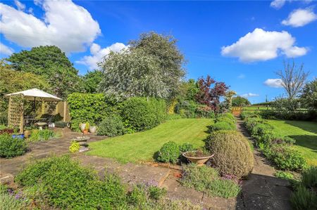 New Barn Lane, Crawley, Winchester, Hampshire, SO21 - Photo 3