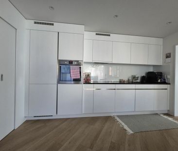 neuwertige 3.5-Zimmer-Wohnung an zentraler Lage - Foto 4