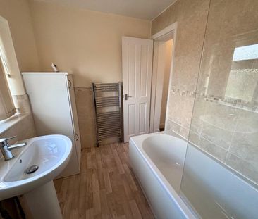 2 Bed Home in the heart of Ossett - Photo 4