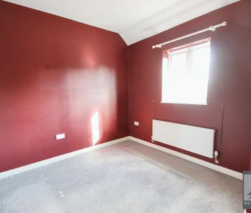 2 bedroom semi-detached house to rent - Photo 3