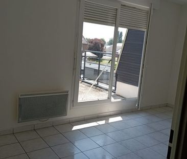 STUDIO AVEC TERRASSE + PARKING - Photo 3