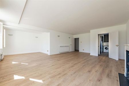 3 bedroom flat to rent - Photo 2