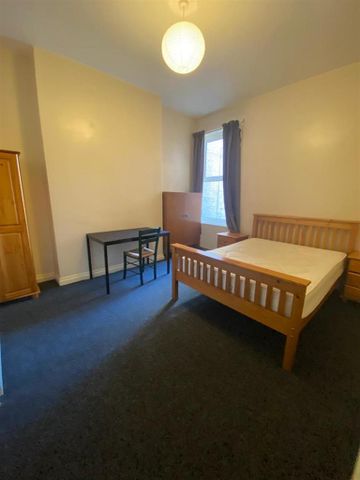 9 bedroom house share to rent - Photo 3