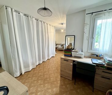 Location Appartement 3 pièces 68m² CASSIS 13260 - Photo 2