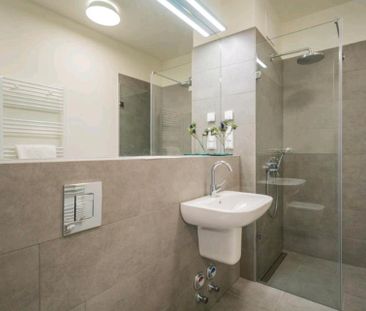 Sonnige Wohnung am Nollendorfplatz - Foto 1