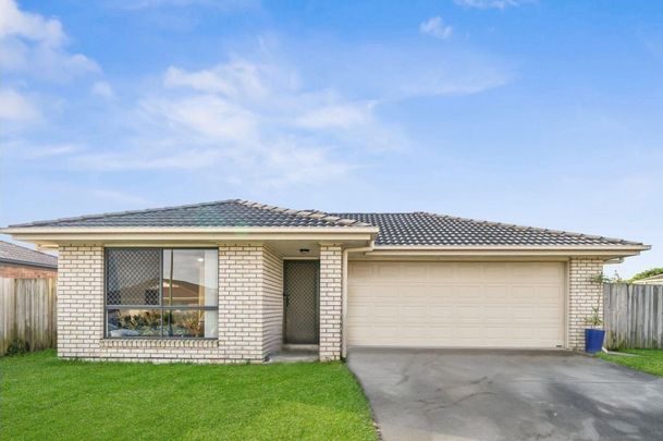 6 Broadway Avenue, 4132, Marsden Qld - Photo 1