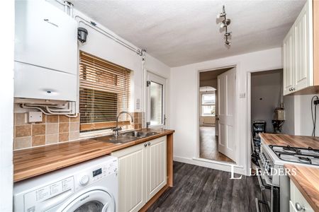 2 bedroom house to rent Littledale Street, Kempston, Bedford, Bedfordshire, MK42 - Photo 5