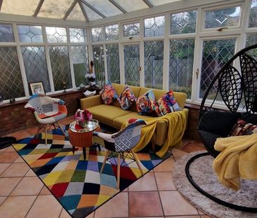 2 Bed Semi-Detached House, Alwyn Close, LU2 - Photo 6