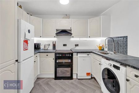 2 bedroom apartment to rent - Photo 2