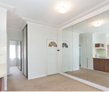 4/54-56 Blues Point Road, McMahons Point NSW 2060 - Apartment For R... - Photo 5