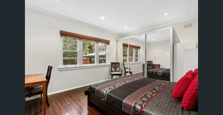 Family Home in Beecroft Primary and Cheltenham Girl's Catchment - Photo 3