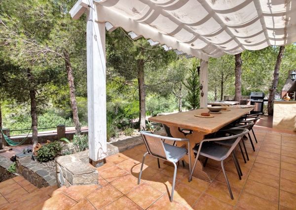 For rent villa with private pool near the beach in Cumbre del Sol, Benitachell