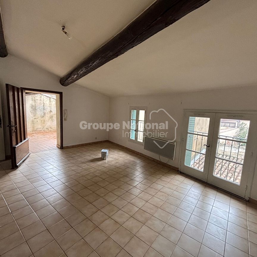 A LOUER - L'ISLE SUR LA SORGUE - APPARTEMENT, - Photo 1