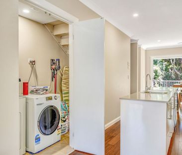 Lighthouse Beach Townhouse - Low Maintenance Living - Photo 1