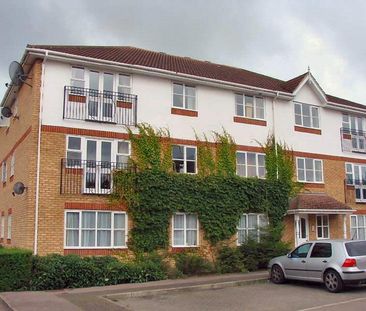 Alexandra Gardens, Woking - 2 bedrooms Property for lettings - Seym... - Photo 6