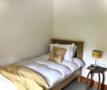 2 bedroom house to rent - Photo 1