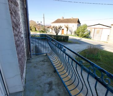 Location Maison 3 pièces 83m² - Photo 1