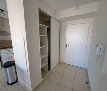 2 pièces - Meublé - 44 m² - 2ème étage - Colocation non autorisée - Photo 6