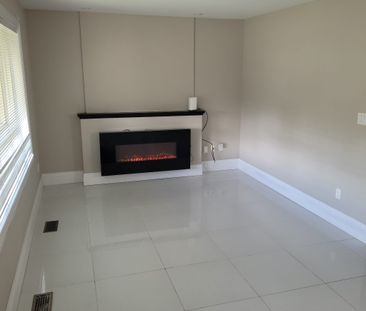 For Lease - 181 Flora Drive, Toronto, Ontario - Photo 2