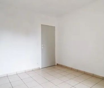 Degelijk, instapklaar2-slaapkamerappartement te Helkijn. - Photo 5