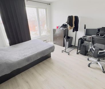 Immeuble - 250 Codère / 251 Salaberry 4 ½ à Louer – Rénové Avec éle... - Photo 1