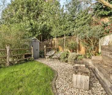 2 bedroom terraced house to rent - Photo 4