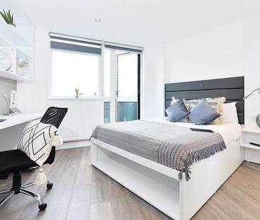 Studio to rent - Photo 6