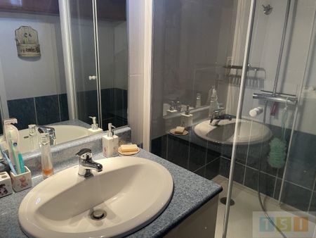 Location Appartement 3 pièces 73m² LANNEMEZAN 65300 - Photo 5