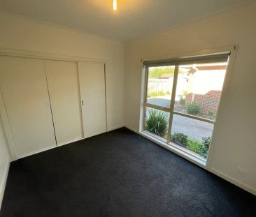 “Beautiful Unit Close to Everything!” - Photo 2