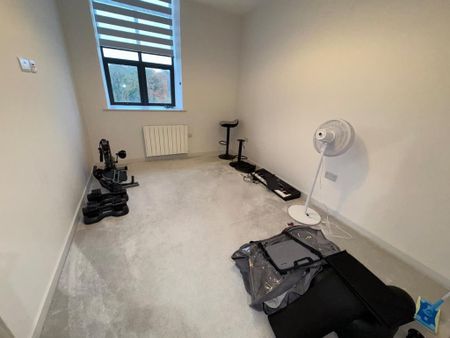 2 bedroom apartment to rent - Photo 4