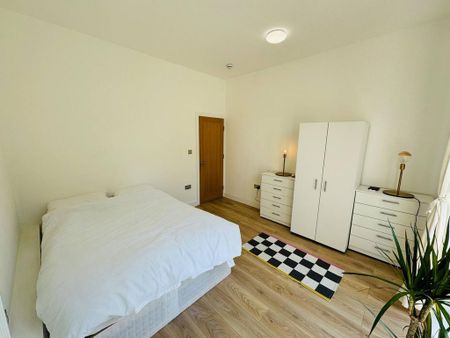 2 bedroom flat to rent - Photo 4