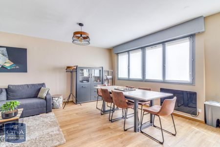 Location Appartement 3 pièces 63m² LILLE 59000 - Photo 5