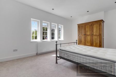 8 bedroom detached house to rent - Photo 5