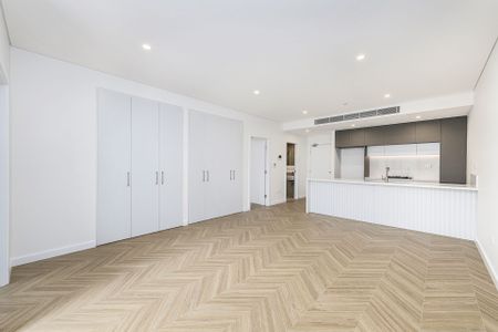 Luxury Living, Executive Residences - Photo 3