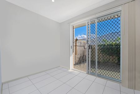 2/58 Tattler Street, Mango Hill QLD 4509 - Townhouse For Rent - $640 | Domain - Photo 5