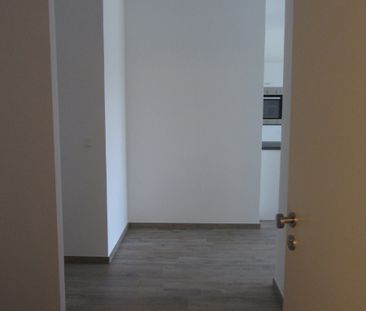 Uitstekend gelegen 2-slpk appartement met terras, autostaanplaats e... - Photo 2