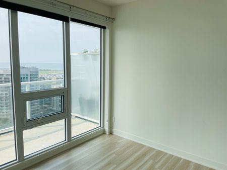 For Lease - 17 Bathurst Street Unit# 2116, Toronto, Ontario - Photo 2