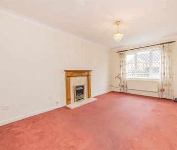 3 bed House - Detached To Let - Photo 4