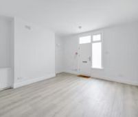 Studio apartment - Photo 1