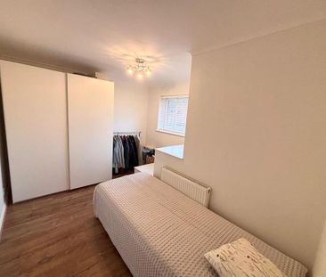 3 bedroom detached house to rent - Photo 5