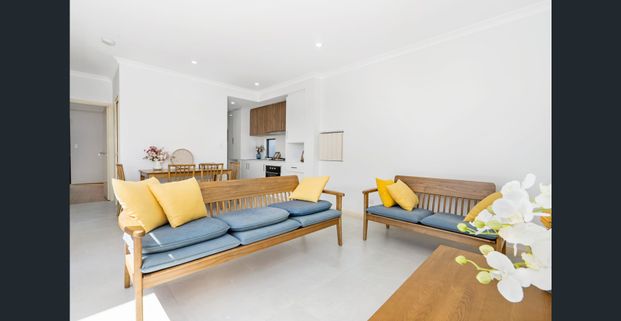 Fully Furnished Modern Apartments - Photo 1