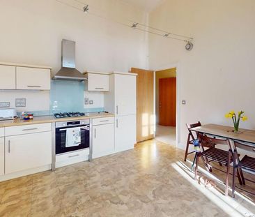 2 bedroom flat to rent - Photo 6