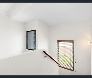 15/16 Park Street, Hawthorne, Qld 4171 - Photo 1