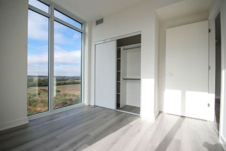 For Lease - 3071 Trafalgar Road Unit# 708, Oakville, Ontario - Photo 3