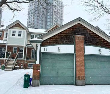 For Lease - 31 Thornbury Crescent, South of Baseline to Knoxdale, O... - Photo 3