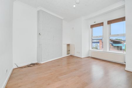 2 bedroom flat to rent Church Lane, Manchester, M9 - Photo 4