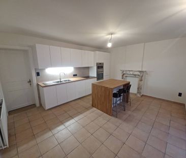 Charmante woning met 3 kamers, 2 garages en tuin te Deurle - Photo 5